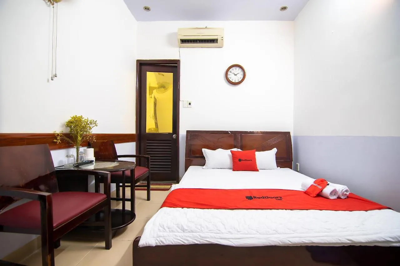 Reddoorz Hoang Minh Hotel Ho Chi Minh-staden